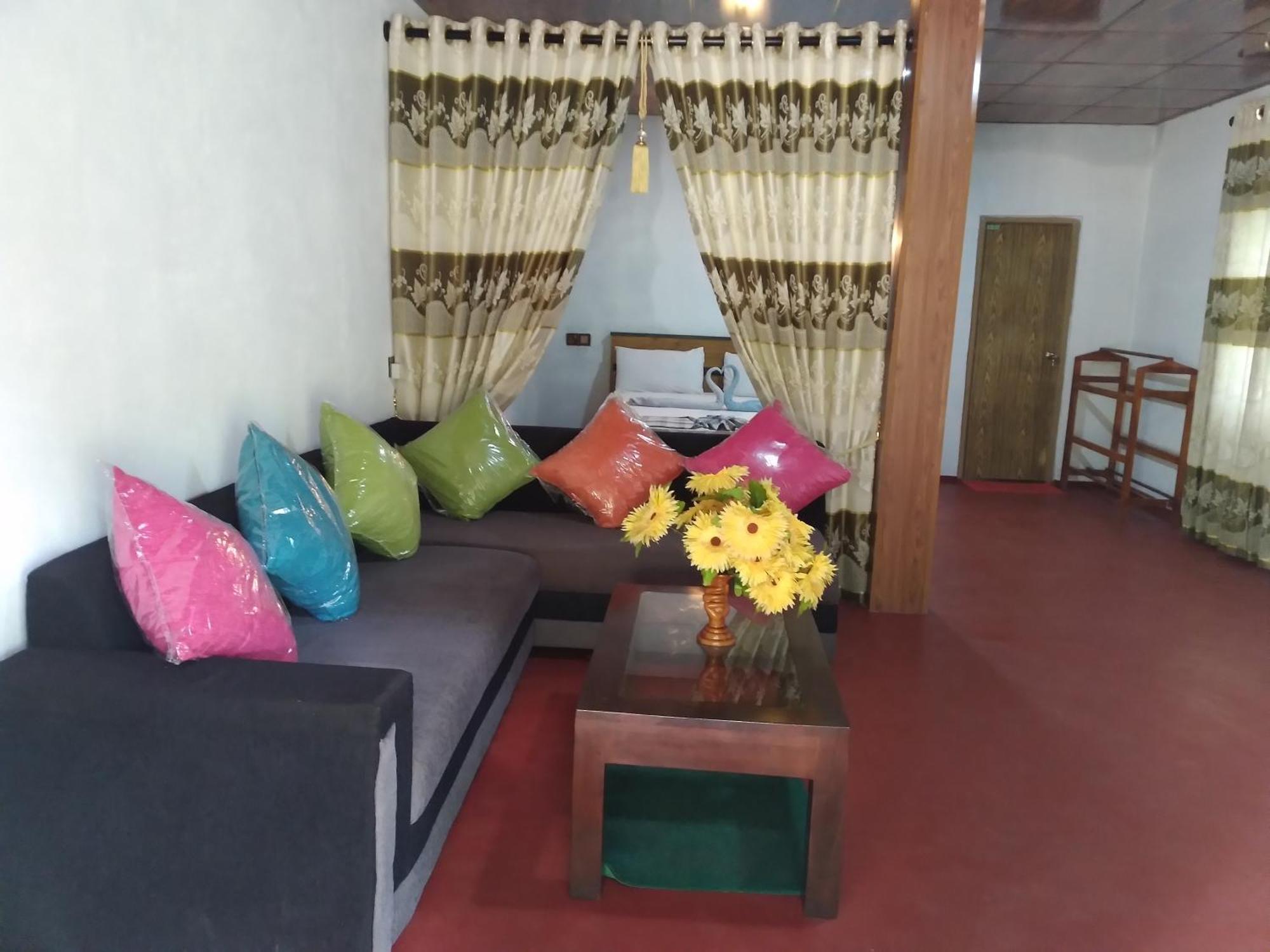 Soma Cabana, Homestay & Restaurant Tangalle Extérieur photo