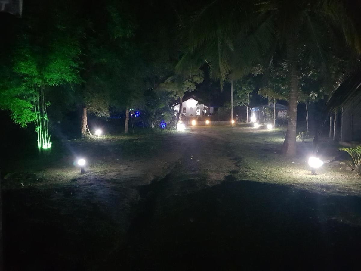 Soma Cabana, Homestay & Restaurant Tangalle Extérieur photo